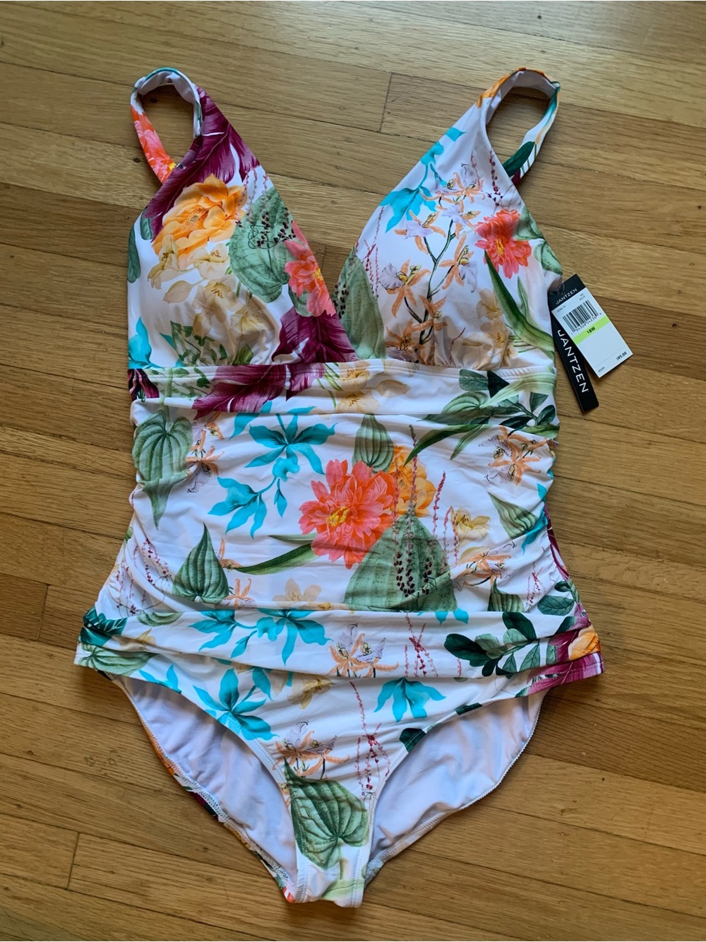 NWT JANTZEN 1-Piece White Multi-Floral Print Swimsuit in Plus Size 18W